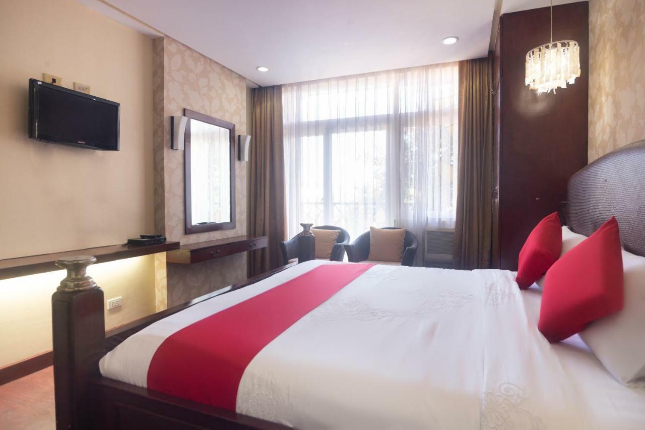 Oyo 159 San Remigio Pensionne Suites Cebu Екстер'єр фото